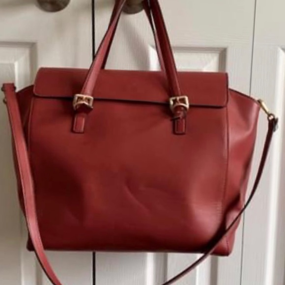 Zara Red messenger bag - Picture 1 of 4